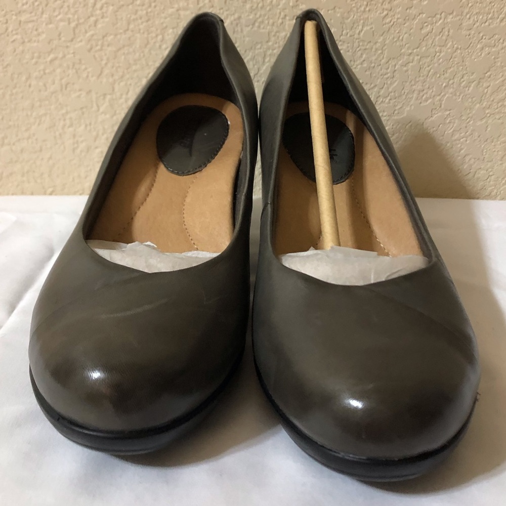 NWB Earth Tamara Paddle Insole Heels Sz7 - Picture 3 of 7